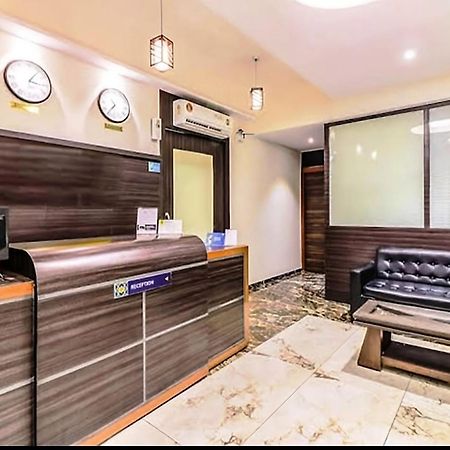 Hotel Aksa Powai 뭄바이 외부 사진
