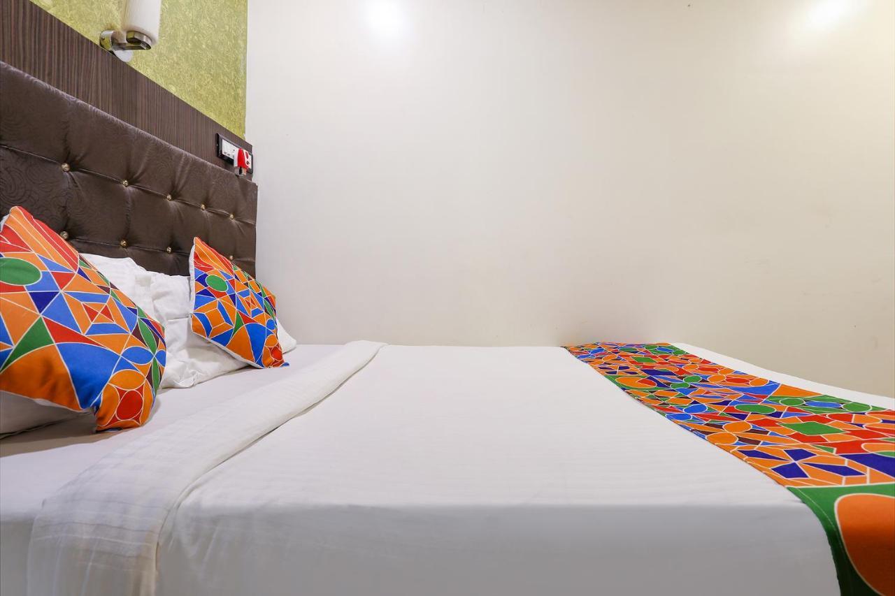 Hotel Aksa Powai 뭄바이 외부 사진