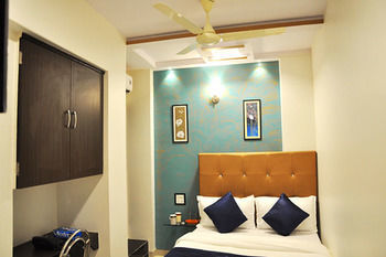 Hotel Aksa Powai 뭄바이 외부 사진
